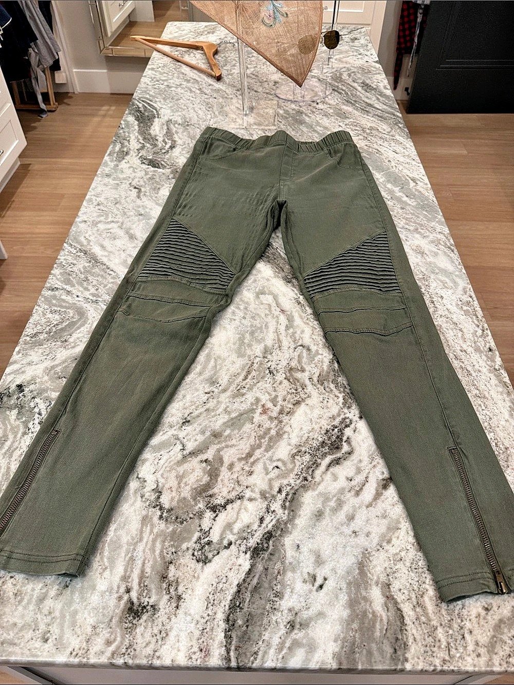 Olive Green Moto Leggings Size Large